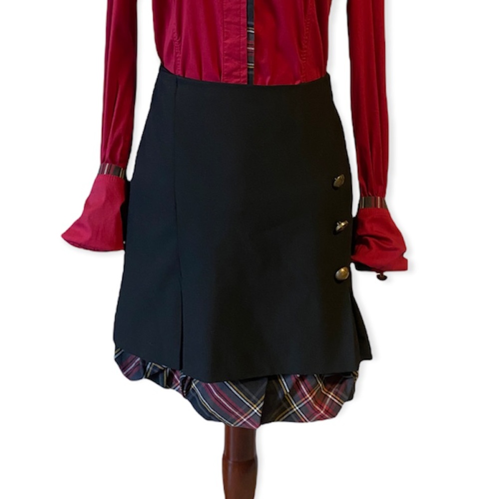 IKiTo Black and Plaid Skirt